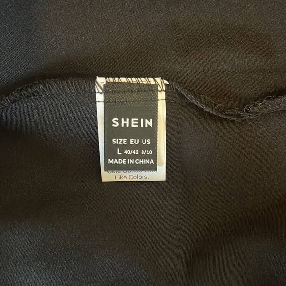 Shein Sleeveless Button Up Blazer - Picture 3 of 3